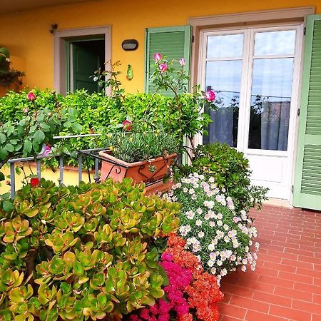 Bed and Breakfast Casa Marta à Massa  Extérieur photo